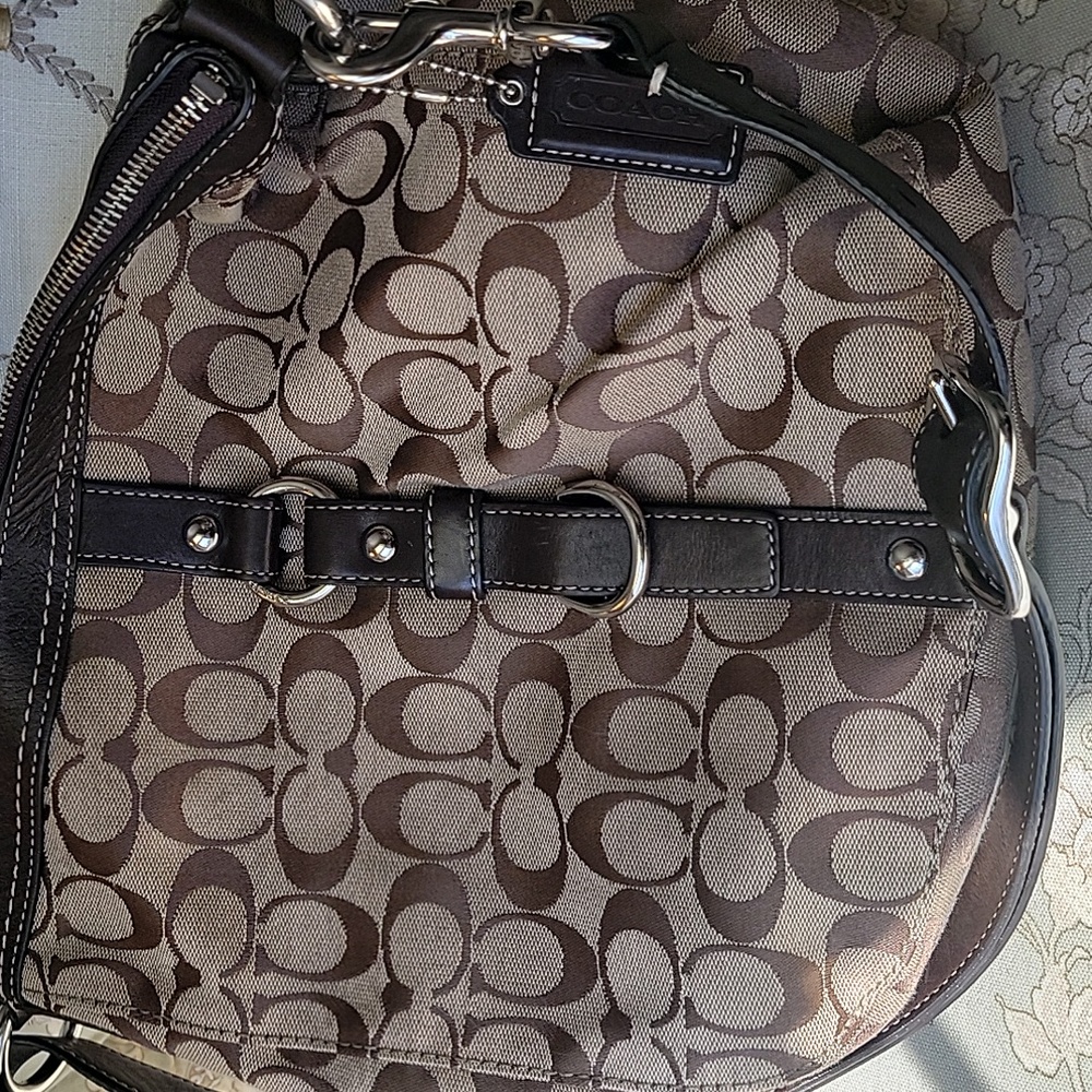 Coach Handbag Satchel Beautiful & Clean